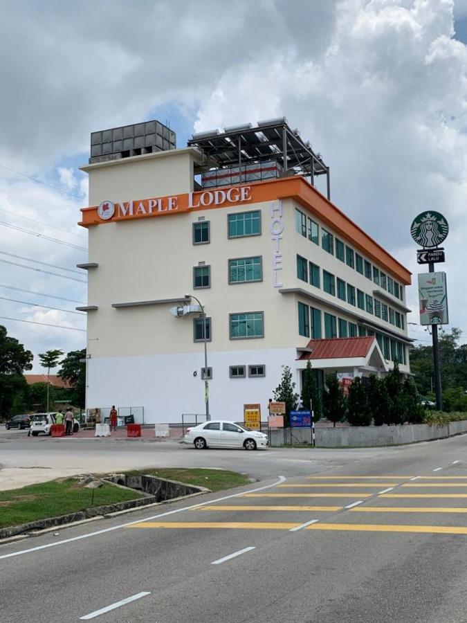 Maple Lodge Batu Pahat Eksteriør billede
